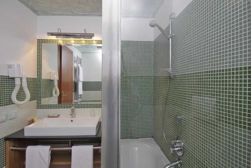 Отель Relais Pierret Рим Экстерьер фото